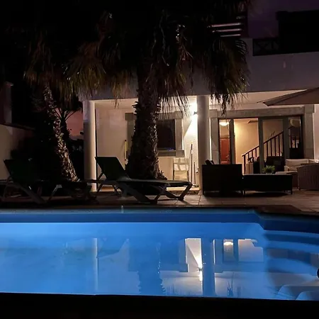 Cyca Villa *
