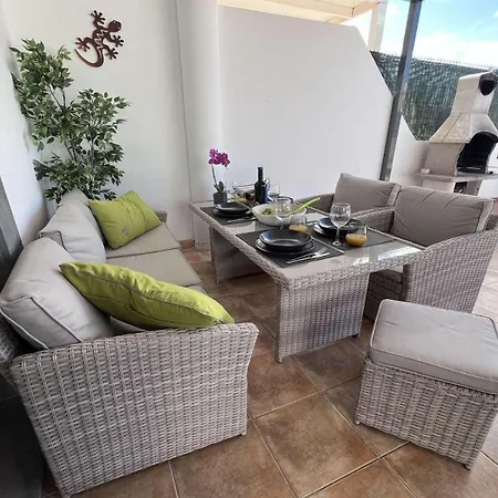 Cyca Villa